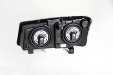 Load image into Gallery viewer, Anzo Chrome Crystal Headlights 2003-2006 Chevrolet Silverado 1500
