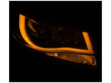 Load image into Gallery viewer, Anzo 2015-2016 Chevrolet Colorado Projector Headlights w/Plank Style Switch