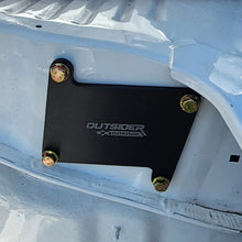 Load image into Gallery viewer, Nissan R32 Front windshield wiper motor block off plate