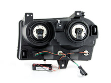 Load image into Gallery viewer, Anzo 2005-2010 Chrysler 300 Crystal Headlights w/ Halo Chrome (CCFL)