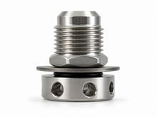 Load image into Gallery viewer, Granatelli -12AN Screw-In Billet Valve Cover Breather Baffle Kit – No Welding – 280112