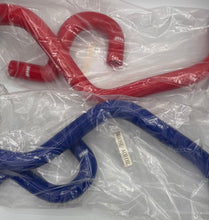 Load image into Gallery viewer, BLACKWORKS Silicone Radiator Hose Kit Acura Integra 90-93
