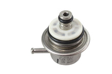Load image into Gallery viewer, EFI Fuel Pressure Regulator