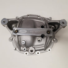 Load image into Gallery viewer, Ford Racing 2015+ Ford Mustang Differential Cover - 8.8in. IRS M-4033-G4