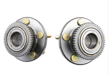 Load image into Gallery viewer, Ford Performance Parts 2015-2017 Mustang Front Wheel Hub Kit With ARP Studs
