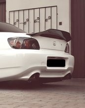 Load image into Gallery viewer, Honda S2000 AP1/AP2 Black Hyper Duck Tail Trunk Spoiler (1999 - 2009)