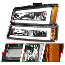 Load image into Gallery viewer, ANZO 2003-2006 Chevrolet Silverado 1500 Crystal Headlights w/ Light Bar Black Housing 111501