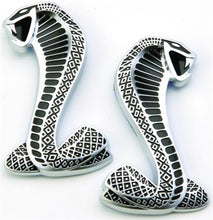 Load image into Gallery viewer, Ford Performance Parts Ford Racing 2007-2009 Mustang SVT Cobra Snake Fender Emblems