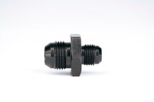 Load image into Gallery viewer, Aeromotive AN-08 to AN-06 Male Flare Union Reducer Fitting
