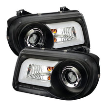 Load image into Gallery viewer, Spyder Chrysler 300C 05-10 Projector Headlights LED DRL Black High/Low H7 PRO-YD-C300C-DRL-BK 5075659