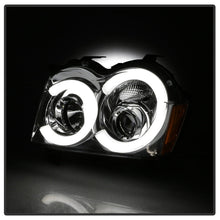 Load image into Gallery viewer, Spyder 05-07 Jeep Grand Cherokee - Light Bar Projector Headlights - Chrome - PRO-YD-JGC05V2-LB-C 5086112