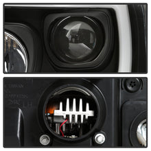 Load image into Gallery viewer, Spyder 05-07 Ford F250/350/450 Super Duty Projector LED Black PRO-YD-FS05V2PL-BK 5087911