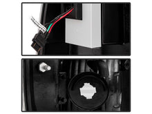 Load image into Gallery viewer, Spyder Ford Super Duty F-250/ F-350/ F-450 08-16 Version 2 LED Tail Lights
