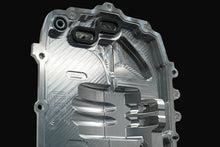 Load image into Gallery viewer, LME LT2 Billet Oil Pan.
