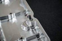 Load image into Gallery viewer, LS9 BILLET VALVE COVERS
