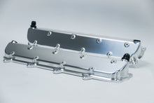 Load image into Gallery viewer, LT1/LT4 BILLET VALVE COVERS CLEARS PORT INJECTION AND MAGNUSON 2650
