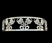 Load image into Gallery viewer, Blingz Beauty Bandz, 14" Diameter, 3" Tall Air Cleaner Grill - Skullz and Rods
