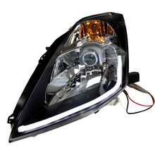 Load image into Gallery viewer, Nissan 2003 2004 2005 350Z Z33 Custom Projector LED Headlights (6-Pin)