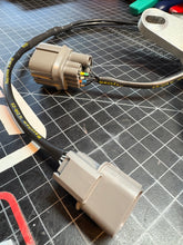 Load image into Gallery viewer, Snake Tuning Mini Distributor (Mini Dizzy) – Honda Applications