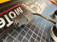 Load image into Gallery viewer, Snake Tuning Mini Distributor (Mini Dizzy) – Honda Applications