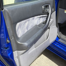 Load image into Gallery viewer, 2000 Nissan Bayside Blue Skyline HR34 GT