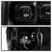Load image into Gallery viewer, xTune Ford F150 09-14 Projector Headlights - Halogen Model Only - Black PRO-JH-FF15009-FLED-BK 9050206