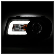 Load image into Gallery viewer, Spyder Chrysler 300C 05-10 Projector Headlights LED DRL Black High/Low H7 PRO-YD-C300C-DRL-BK 5075659