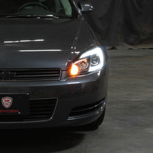 Load image into Gallery viewer, Spyder 06-13 Chevy Impala / 06-07 Chevy Monte Carlo Projector Headlights - Light Bar - Black 5086679
