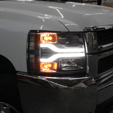 Load image into Gallery viewer, Spyder Chevy Silverado 1500 07-13 Version 3 Projector Headlights - Black PRO-YD-CS07V3-LBDRL-BK 5083609