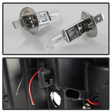 Load image into Gallery viewer, Spyder Chevy Silverado 1500 07-13 Version 3 Projector Headlights - Black PRO-YD-CS07V3-LBDRL-BK 5083609