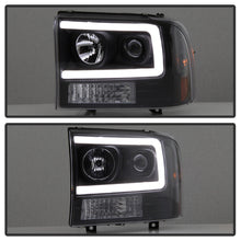 Load image into Gallery viewer, Spyder 99-04 Ford F250 Super Duty Projector Headlights - Light Bar - Black PRO-YD-FF25099V2-LB-BK 5084491