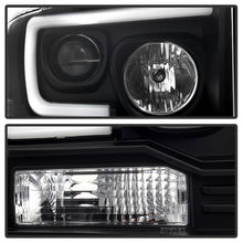 Load image into Gallery viewer, Spyder Ford F250/350/450 05-07 Projector Headlights - Light Bar DRL LED - Black PRO-YD-FS05V2-LB-BK 5084507