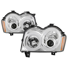 Load image into Gallery viewer, Spyder 05-07 Jeep Grand Cherokee - Light Bar Projector Headlights - Chrome - PRO-YD-JGC05V2-LB-C 5086112
