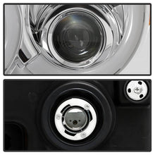 Load image into Gallery viewer, Spyder 05-07 Jeep Grand Cherokee - Light Bar Projector Headlights - Chrome - PRO-YD-JGC05V2-LB-C 5086112