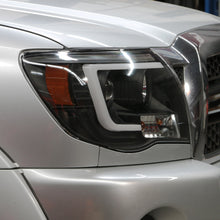 Load image into Gallery viewer, Spyder Toyota Tacoma 05-11 V2 High-Power LED Headlights - Black PRO-YD-TT05PL-BK 5088185