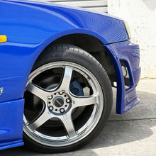 Load image into Gallery viewer, 2000 Nissan Bayside Blue Skyline HR34 GT