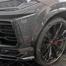 Load image into Gallery viewer, 2018-2022 Lamborghini URUS TC Style Full Aero Body Kit for Lambo Truck