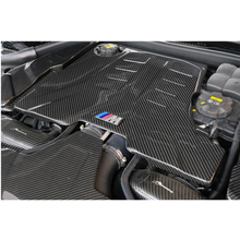 Load image into Gallery viewer, Carbon Fiber Upper Engine Cover for BMW F90 M5