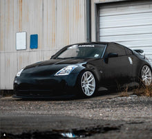 Load image into Gallery viewer, Nissan 2003 2004 2005 350Z Z33 Custom Projector LED Headlights (6-Pin)