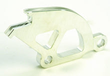 Load image into Gallery viewer, Ford Performance Parts 1982-2004 V8 Mustang Double-Hook Clutch Quadrant