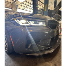 Load image into Gallery viewer, Carbon Fiber Front Bumper Air Vent Covers for BMW F90 M5 G30 5 Series