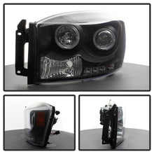 Load image into Gallery viewer, Spyder Dodge Ram 1500 06-08/Ram 2500 06-09 Projector Headlights LED Halo LED Blk PRO-YD-DR06-HL-BK 5010001