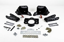 Load image into Gallery viewer, Belltech SHACKLE AND HANGER KIT 99-06 GM/GMC 1500 EXT CAB 3inch 6515