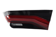 Load image into Gallery viewer, BMW 3 Series G20/G28 (M8 Style) Inner Tail Light Mod (2019-2024)