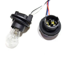 Load image into Gallery viewer, AlphaRex 18-20 Ford F-150 Wiring Adapter OEM to AlphaRex Taillight Converter (Req 18-20 Ford F-150) 652200 *Discontinued