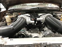 Load image into Gallery viewer, Sniper EFI Fabricated Intake Manifold Dual Plenum 92mm GM LS1/2/6, and Fuel Rail Kit - Black