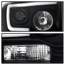 Load image into Gallery viewer, Spyder Ford F250/350/450 05-07 Projector Headlights - Light Bar DRL LED - Black PRO-YD-FS05V2-LB-BK 5084507