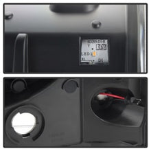 Load image into Gallery viewer, Spyder Ford F250/350/450 05-07 Projector Headlights - Light Bar DRL LED - Black PRO-YD-FS05V2-LB-BK 5084507