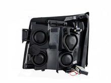 Load image into Gallery viewer, Anzo 2003-2006 Cadillac Escalade Projector Headlights w/ Halo Chrome (CCFL)
