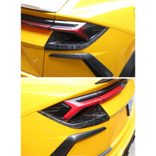 Load image into Gallery viewer, Dry Carbon Fiber Tail Light Trim for Lamborghini Urus